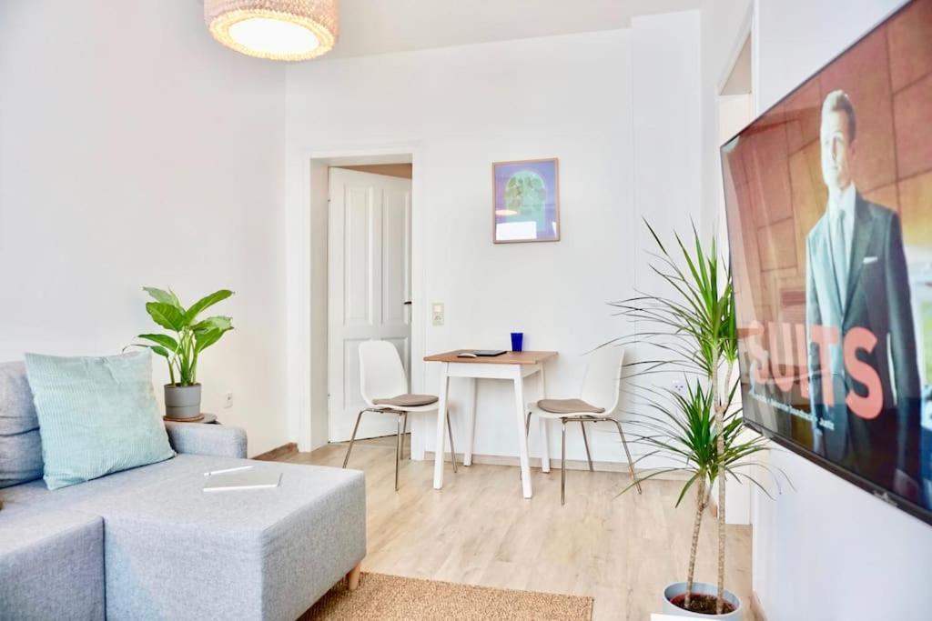 Neu I Moderne Zentrale Wohnung I Netflix I 4 Gaeste Andernach Zewnętrze zdjęcie