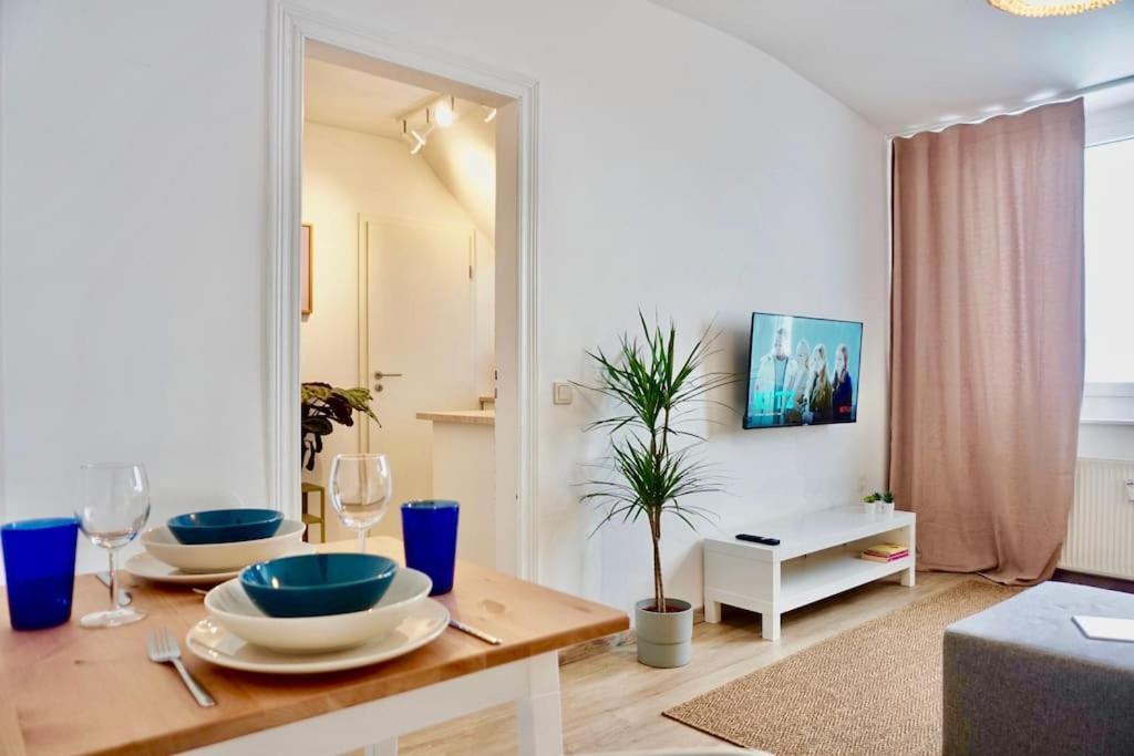 Neu I Moderne Zentrale Wohnung I Netflix I 4 Gaeste Andernach Zewnętrze zdjęcie